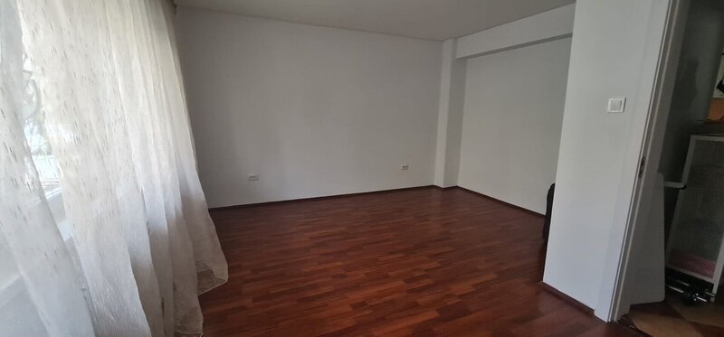 Calea Vitan 3 Camere Decomandat Conf. 1 Sporit